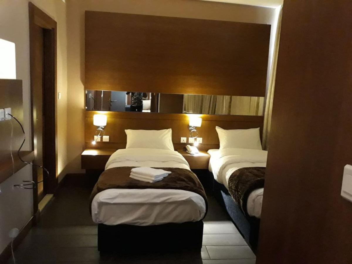Seventh-Star Hotel Amman Extérieur photo
